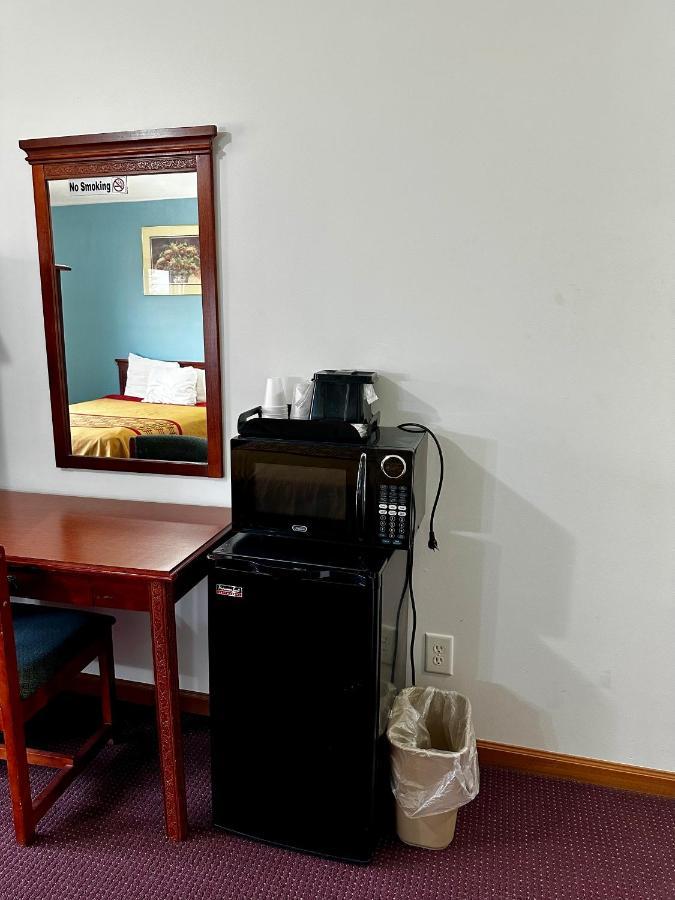 Attica Inn المظهر الخارجي الصورة