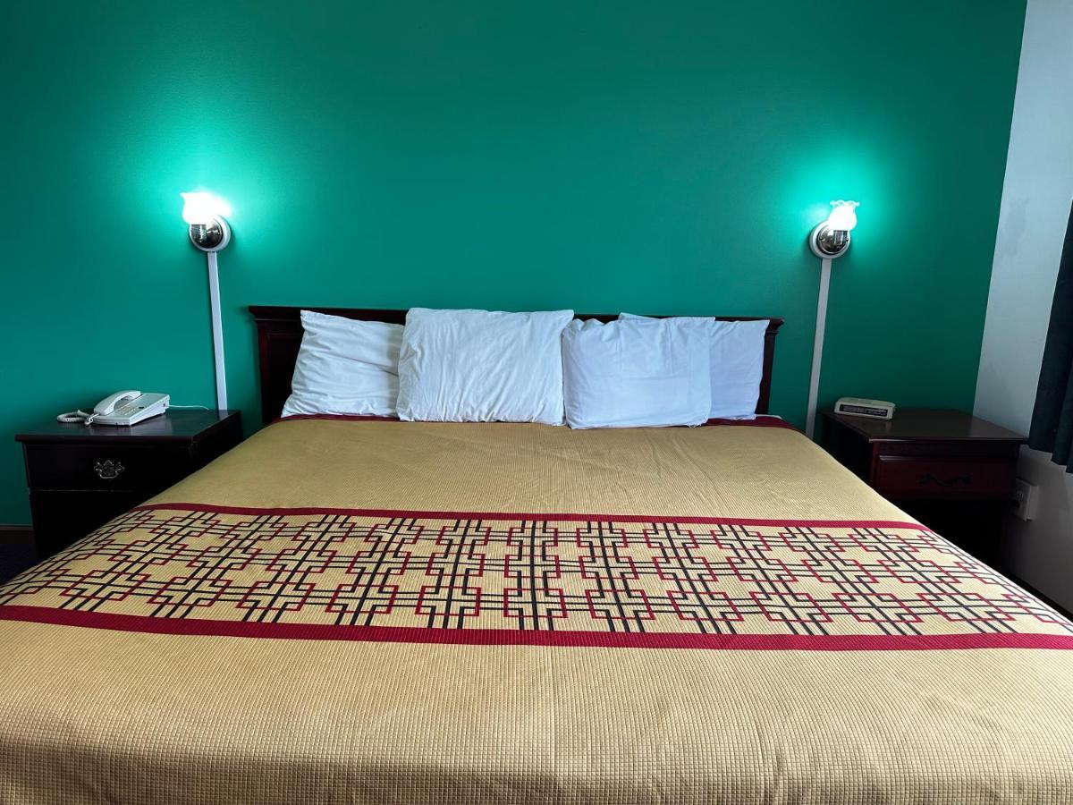 Attica Inn المظهر الخارجي الصورة